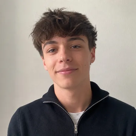 Luca M.
